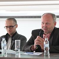 Demeter Szilárd és Bognár Attila a programsorozat tájékoztatóján